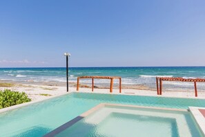 Pool - Modern Ocean Front 2 BR by BT Homes (Balam Canché)