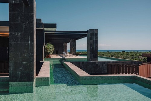 BT Homes - Stylish apartment near the sea