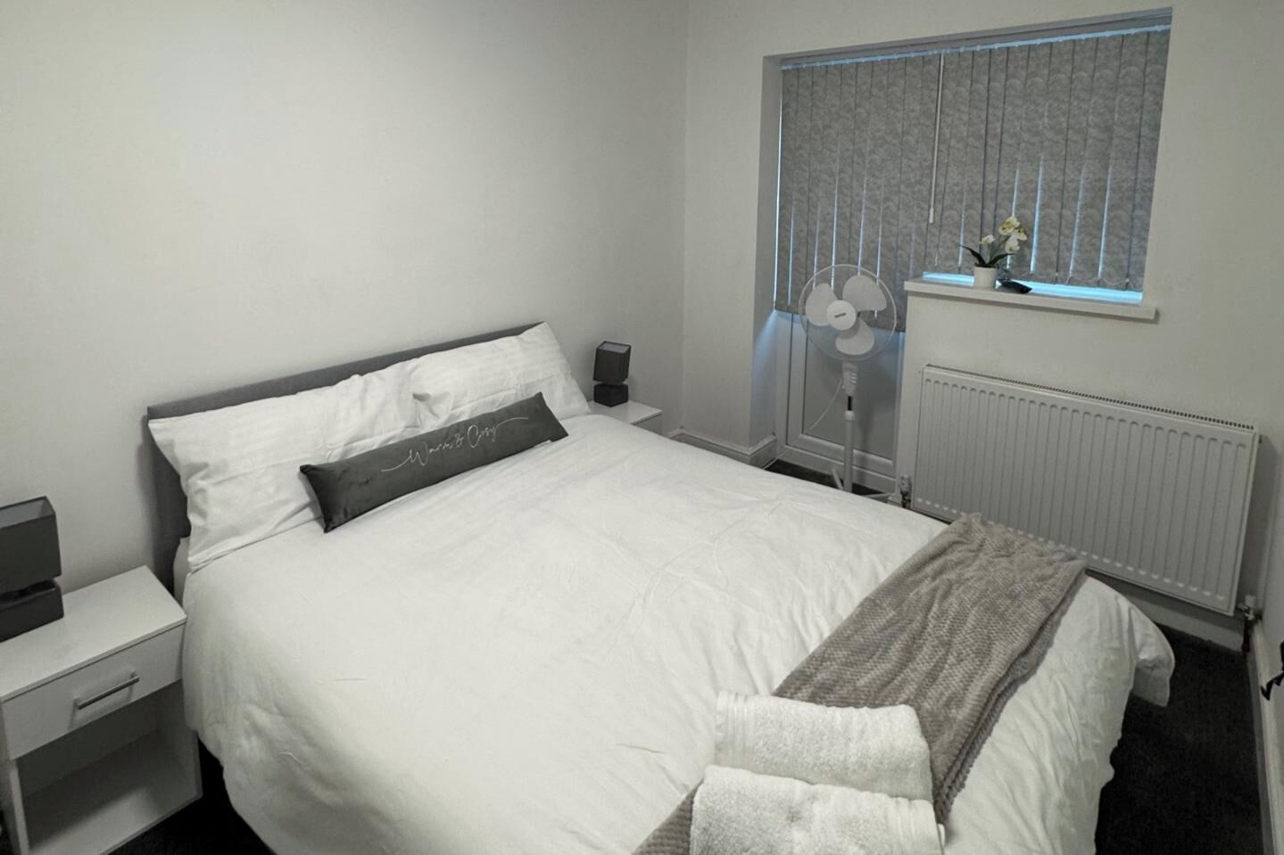Iron/ironing board, WiFi, bed sheets