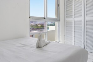 1 bedroom, iron/ironing board, travel cot, free WiFi - Ocean View Beach Apt. 2 Beds Prime Condado Beach San Juan (san juan)