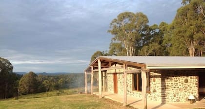 Bonalbo Wilderness Retreat - secluded off grid accomodation- sleeps up to 14