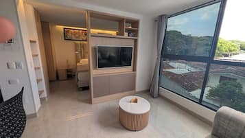 TV