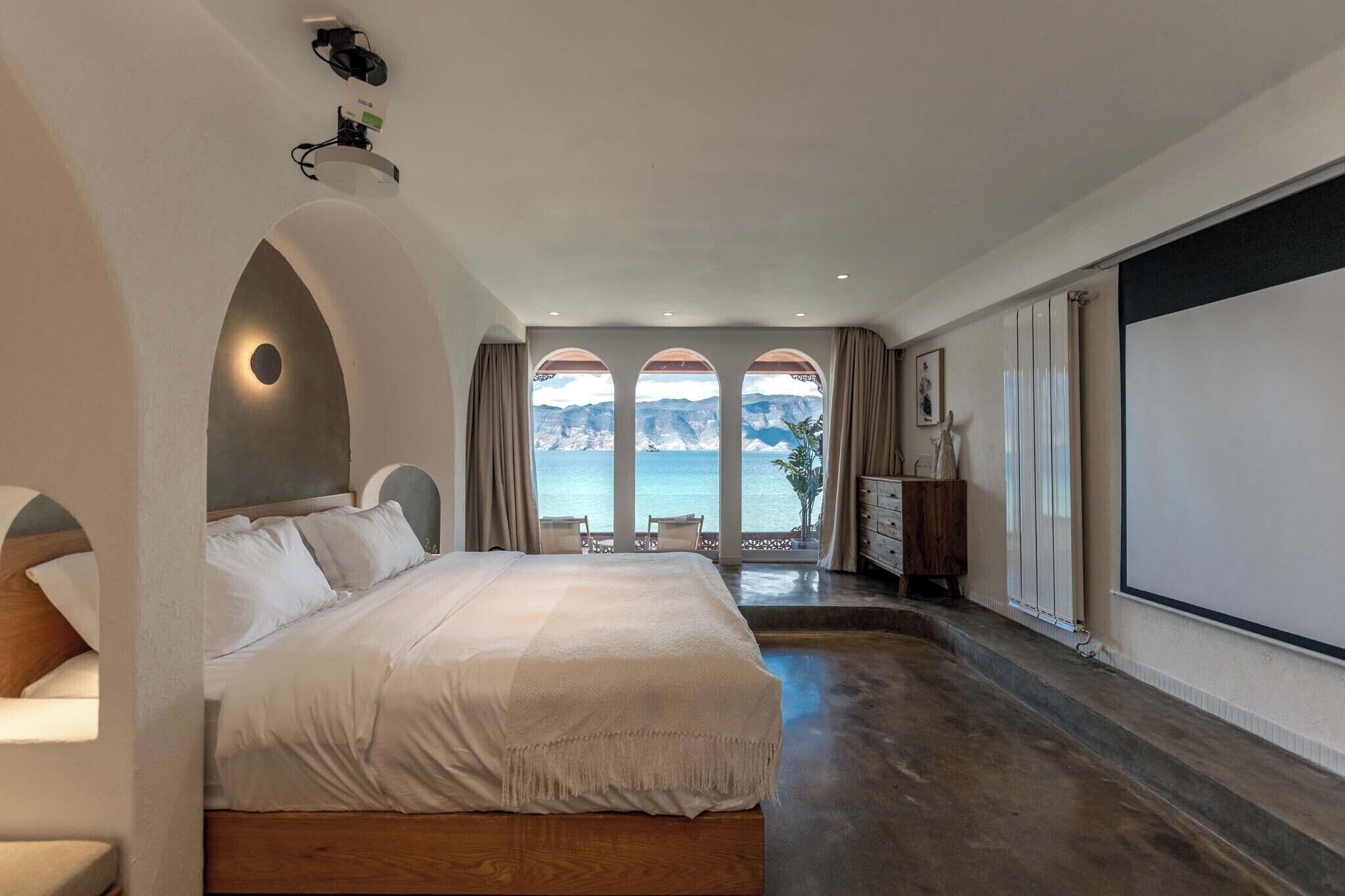 Luxury Double Room, Lake View