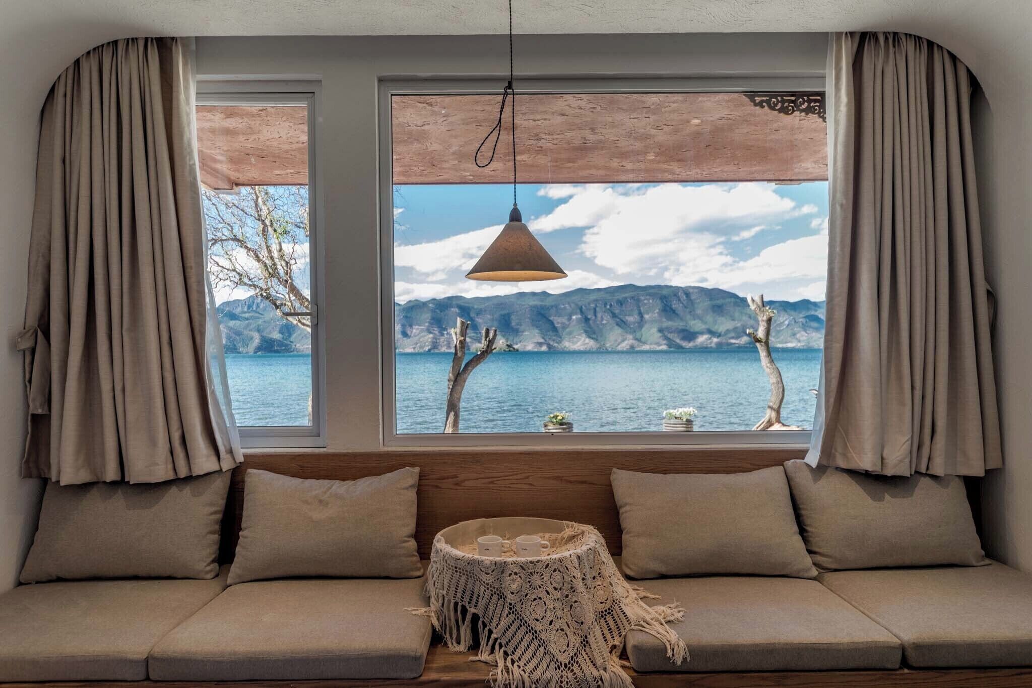 Signature Twin kamer, uitzicht op meer | Interieur