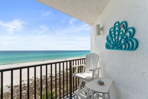 Property grounds - Beachfront Simply Heaven Condo w/ Private Balcony & Relaxed Coastal Charm (Panama City Beach)