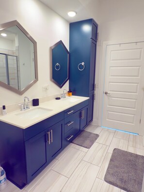 Bathroom - A luxurious two-bedroom, two-bath just 10 minutes from downtown Atlanta. (Decatur)