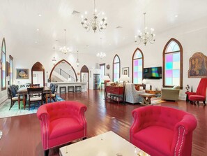 Interior - Unbelievable Historic Church Retreat The Sanctuary (Savannah)