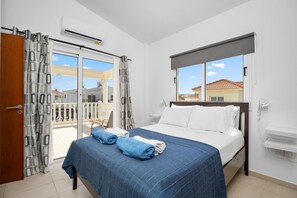 Room - Villa Tia by Ezoria Villas (Ayia Napa)