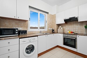 Private kitchen - Villa Tia by Ezoria Villas (Ayia Napa)