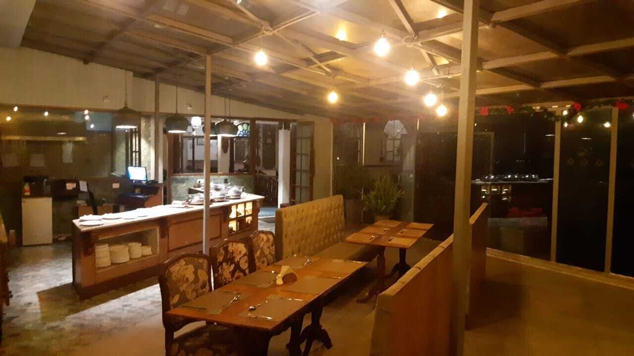 Chambre Deluxe | Restauration