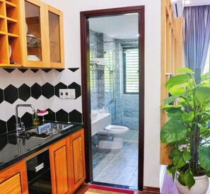 Appartement Familial, balcon, vue ville | Salle de bain