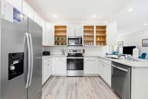 Fridge, microwave, oven, stovetop - Coastal Clubhouse - Pet-Friendly 4BR w/ Private Pool (Walk to Beach!) (North Myrtle Beach)