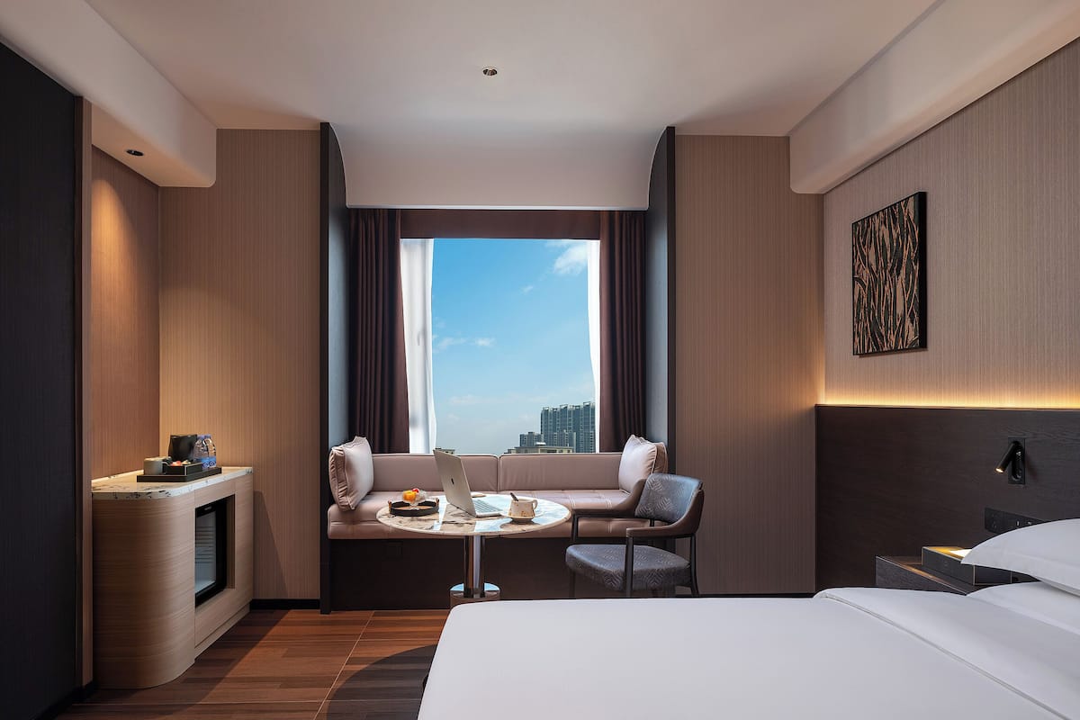 Quarto casal superior, vista para a cidade