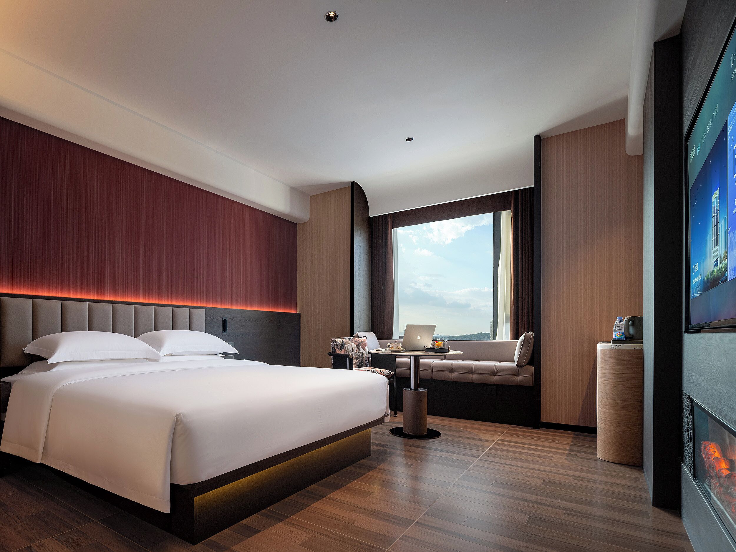 Kamar Double Mewah, pemandangan kota | Seprai katun Mesir, seprai premium, dan bantalan ekstra lembut