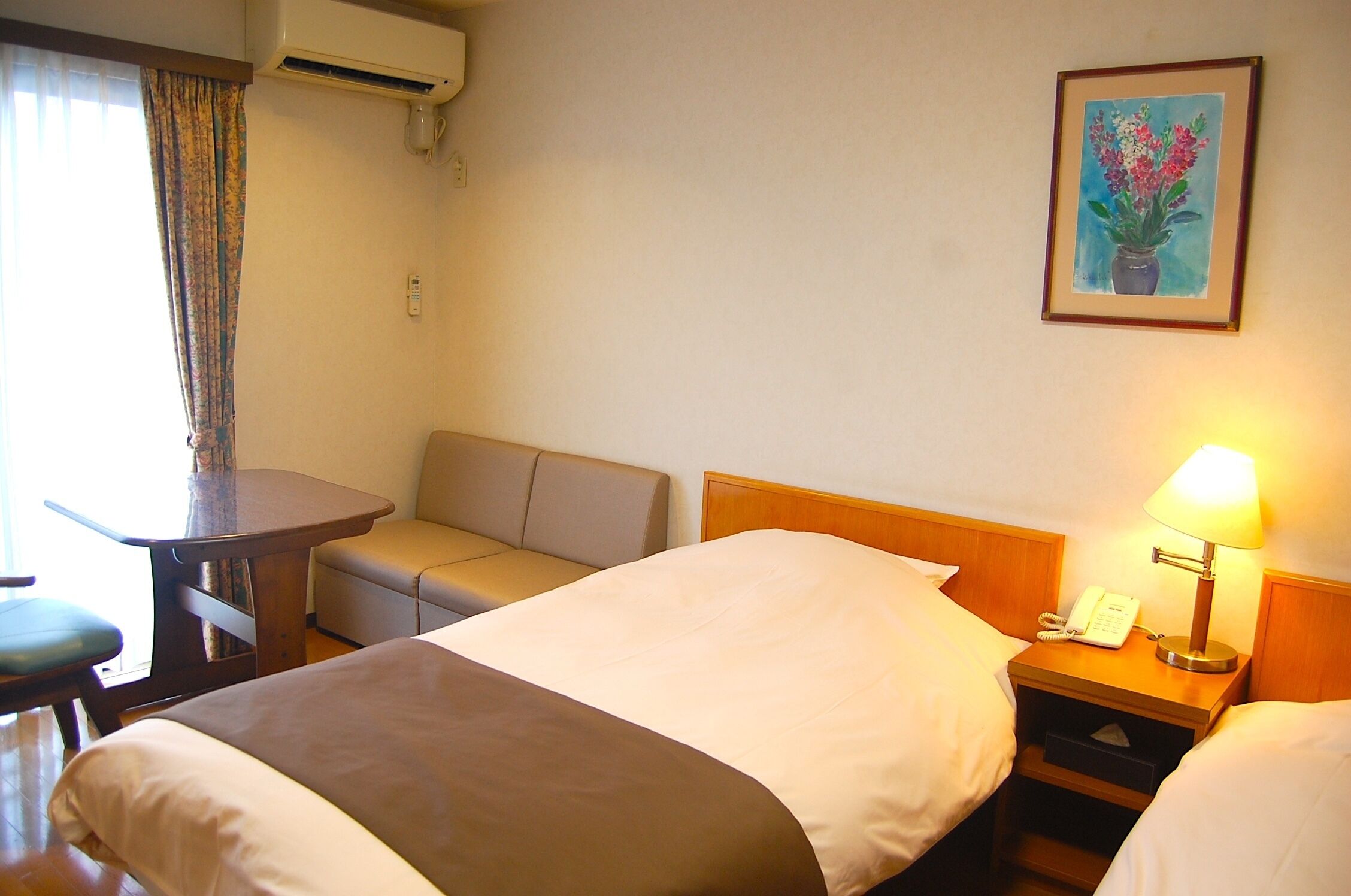 Kahden hengen standard-huone (kaksi sänkyä)