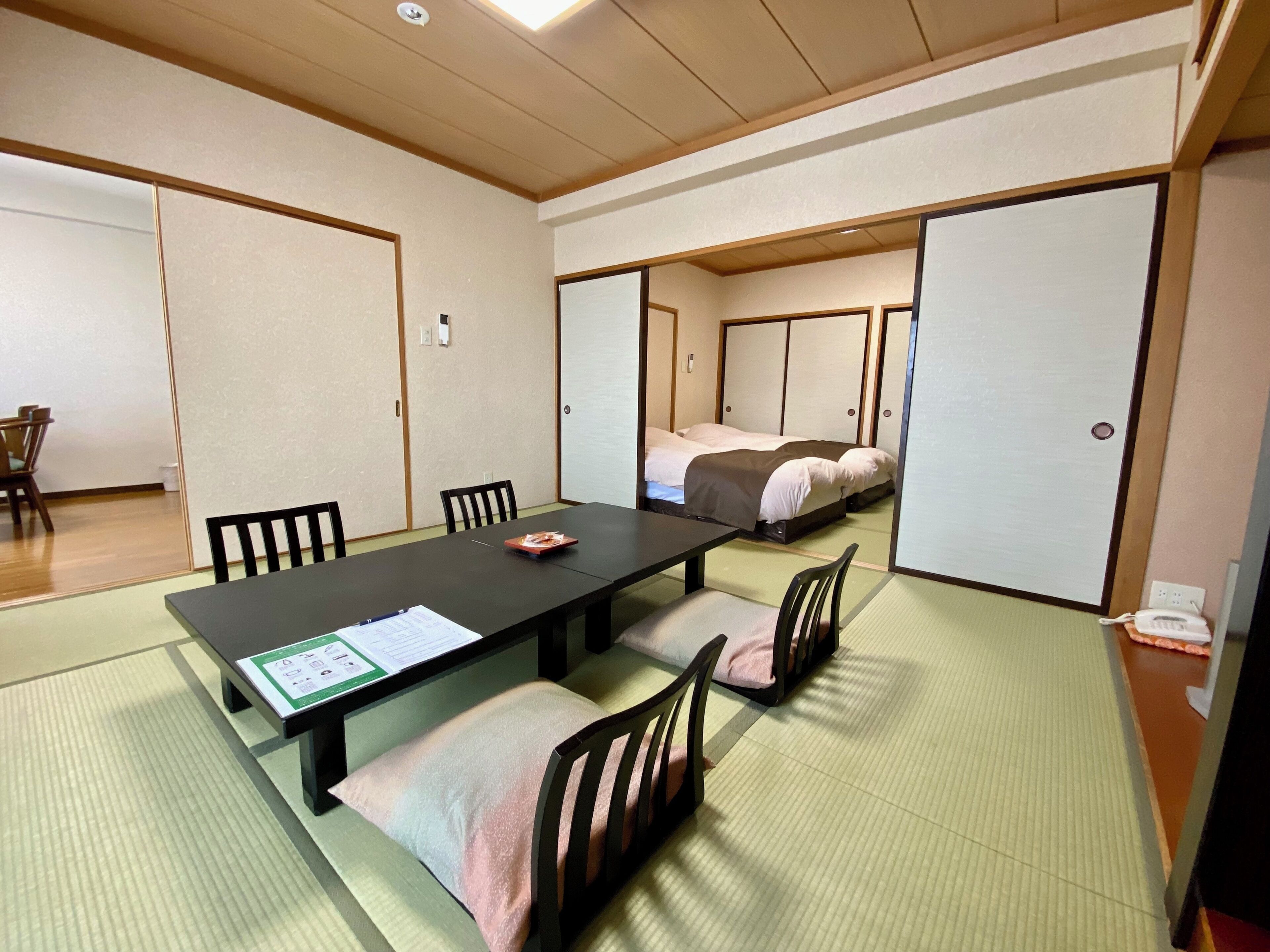 Chambre Supérieure avec lits jumeaux | Bureau, Wi-Fi gratuit, draps fournis