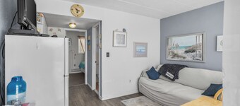 Oceanview Condo Steps from Beach & Boardwalk in North Wildwood