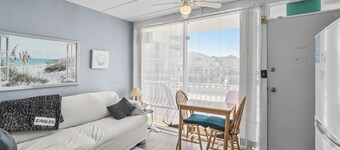Oceanview Condo Steps from Beach & Boardwalk in North Wildwood