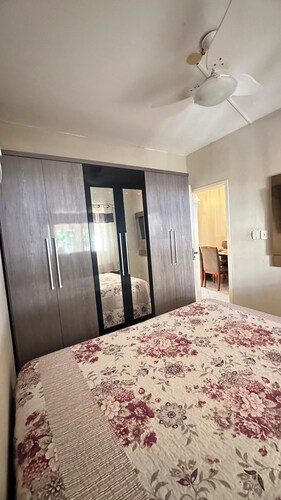 Cozy house with 3 bedrooms, perfect for family and relaxation.