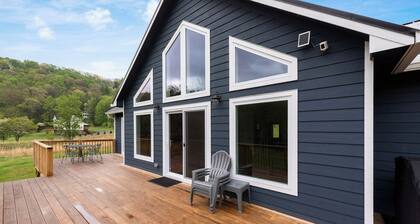 O'Neills Drift - Private Riverfront - Firepit - Fireplace
