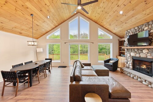 O'Neills Drift - Private Riverfront - Firepit - Fireplace