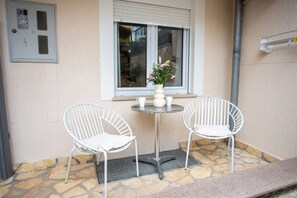 Terrace/patio - Lovely Studio Apartment 5 Vrsar, Vrsar, Croatia (Vrsar)