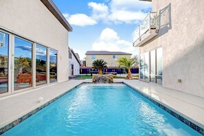 Pool - Executive Enterprise Retreat | Newly Renovated Desert Oasis (Las Vegas)