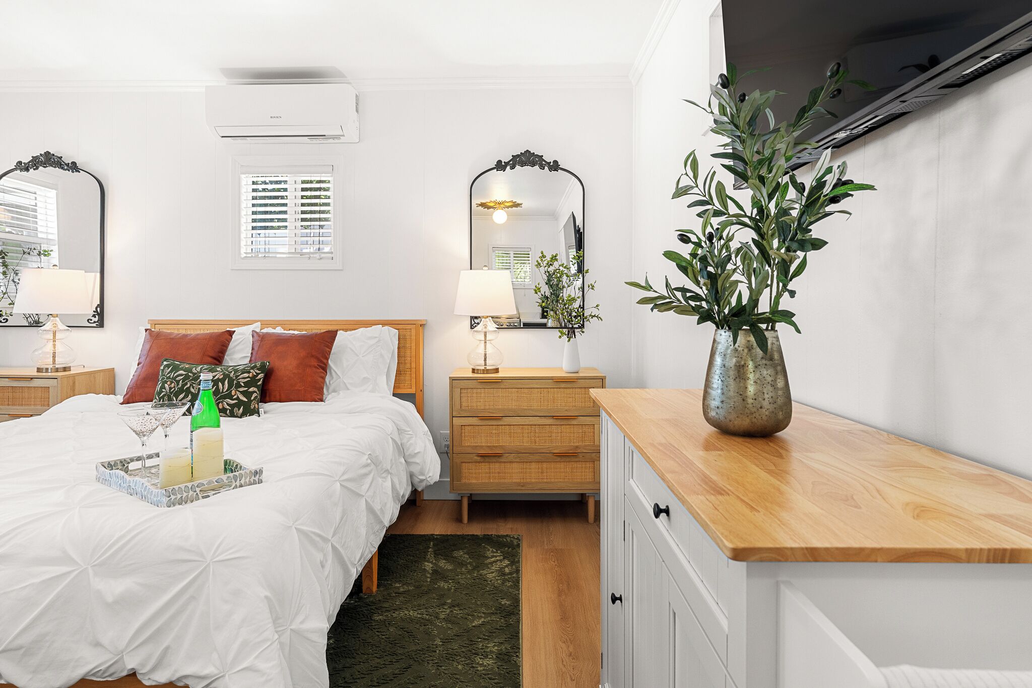 Welcome To This Cozy, Stylish Escape- Private Guesthouse In Beautiful Redlands - Yucaipa, CA