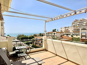 Outdoor dining - SR Torrequebrada 1 BDR with sea view (Benalmadena Costa)