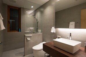 Luxury Chalet, Balcony, Mountain View | Bathroom