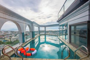 Outdoor pool - Elite Riverlight Hotel by Elite24 (Da Nang)