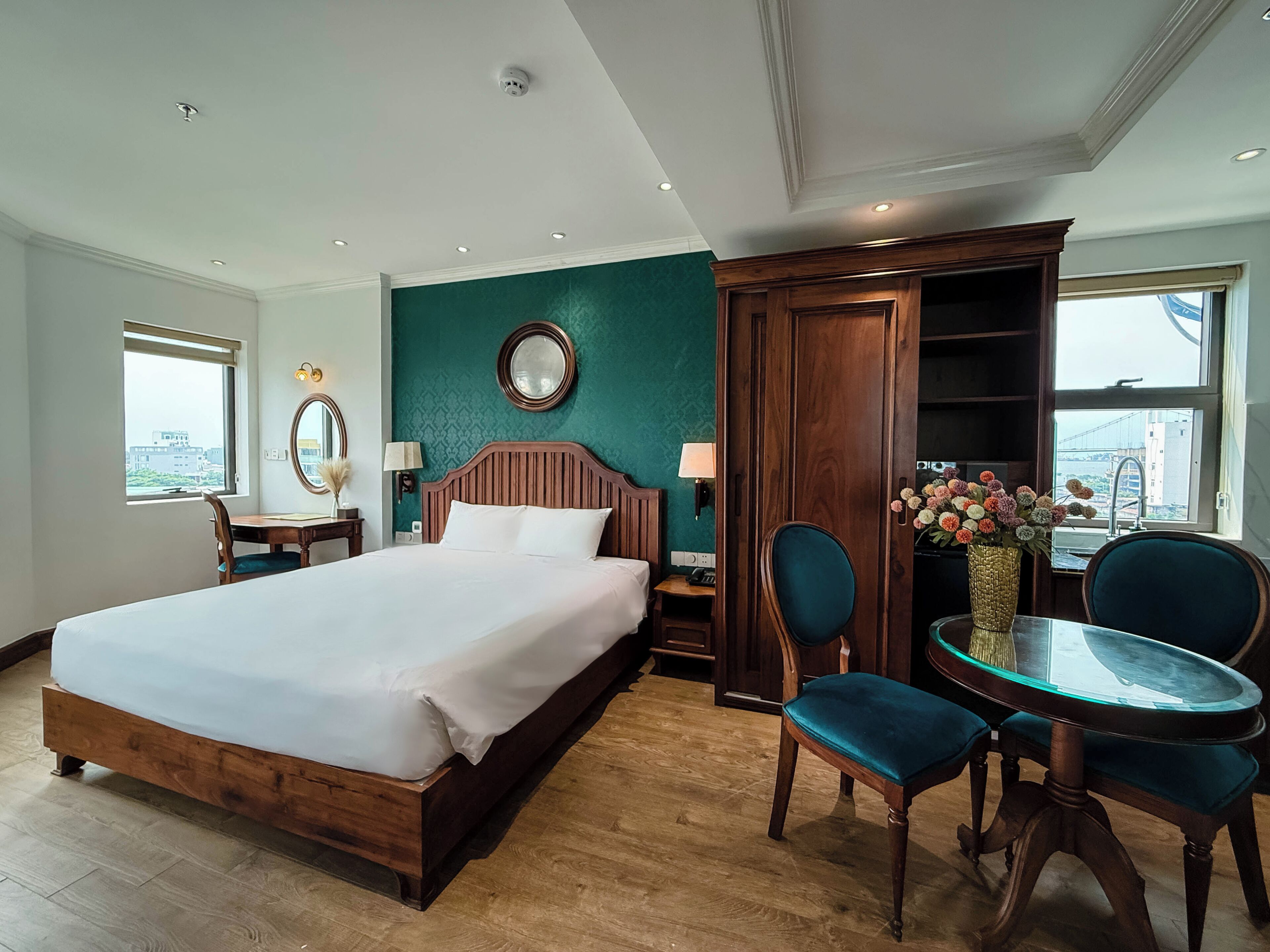 Deluxe Double Room, City View