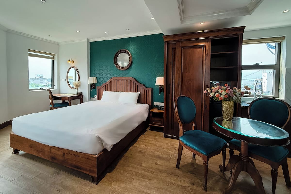 Deluxe Double Room, City View