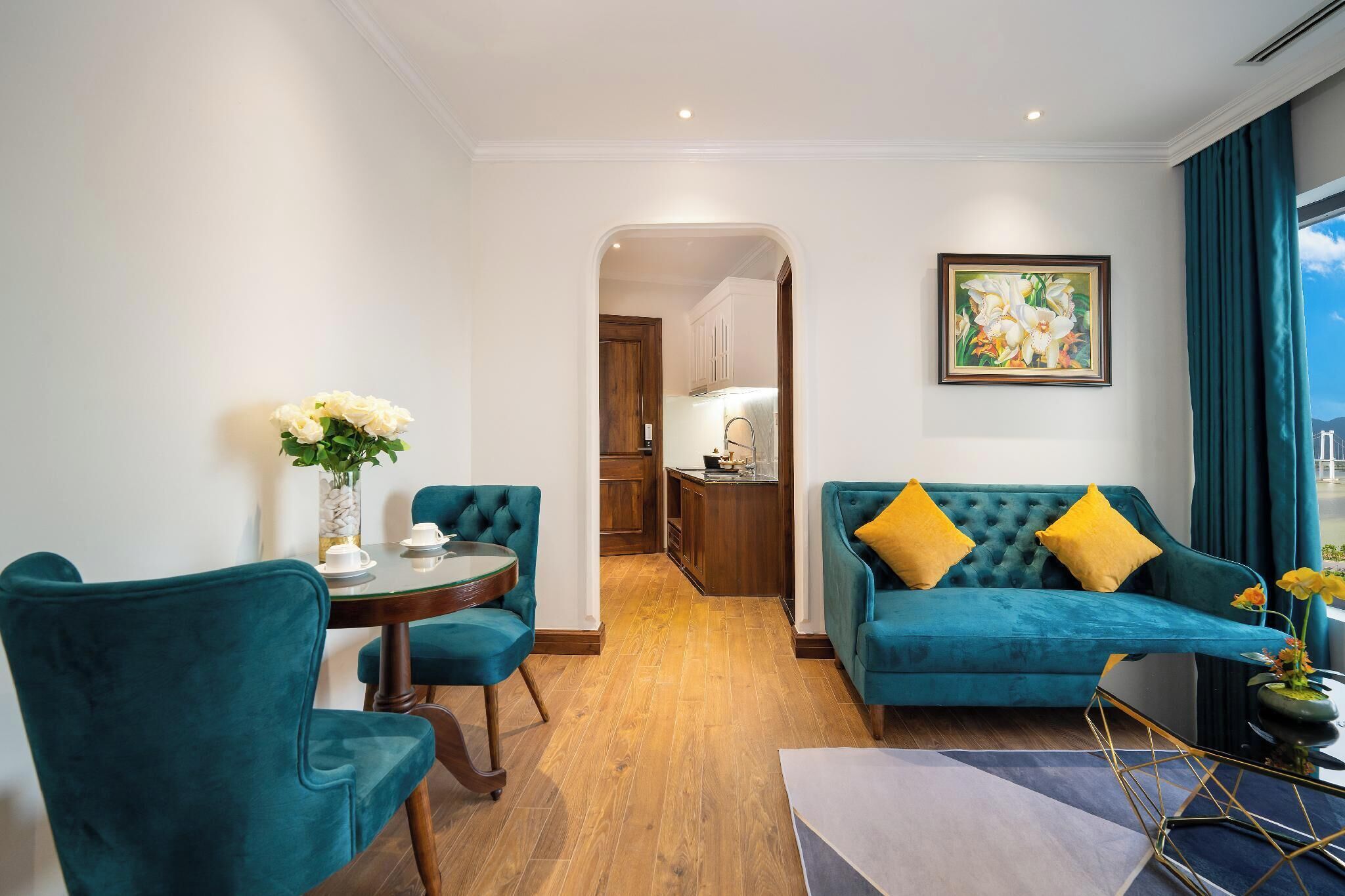 Deluxe Room, City View | Ruang tamu