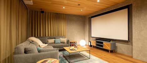 Luxury Chalet, Balcony, Mountain View | Living area