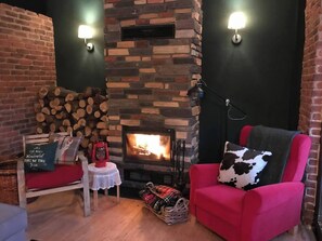 Chalet, 3 habitaciones, balcón | Interior
