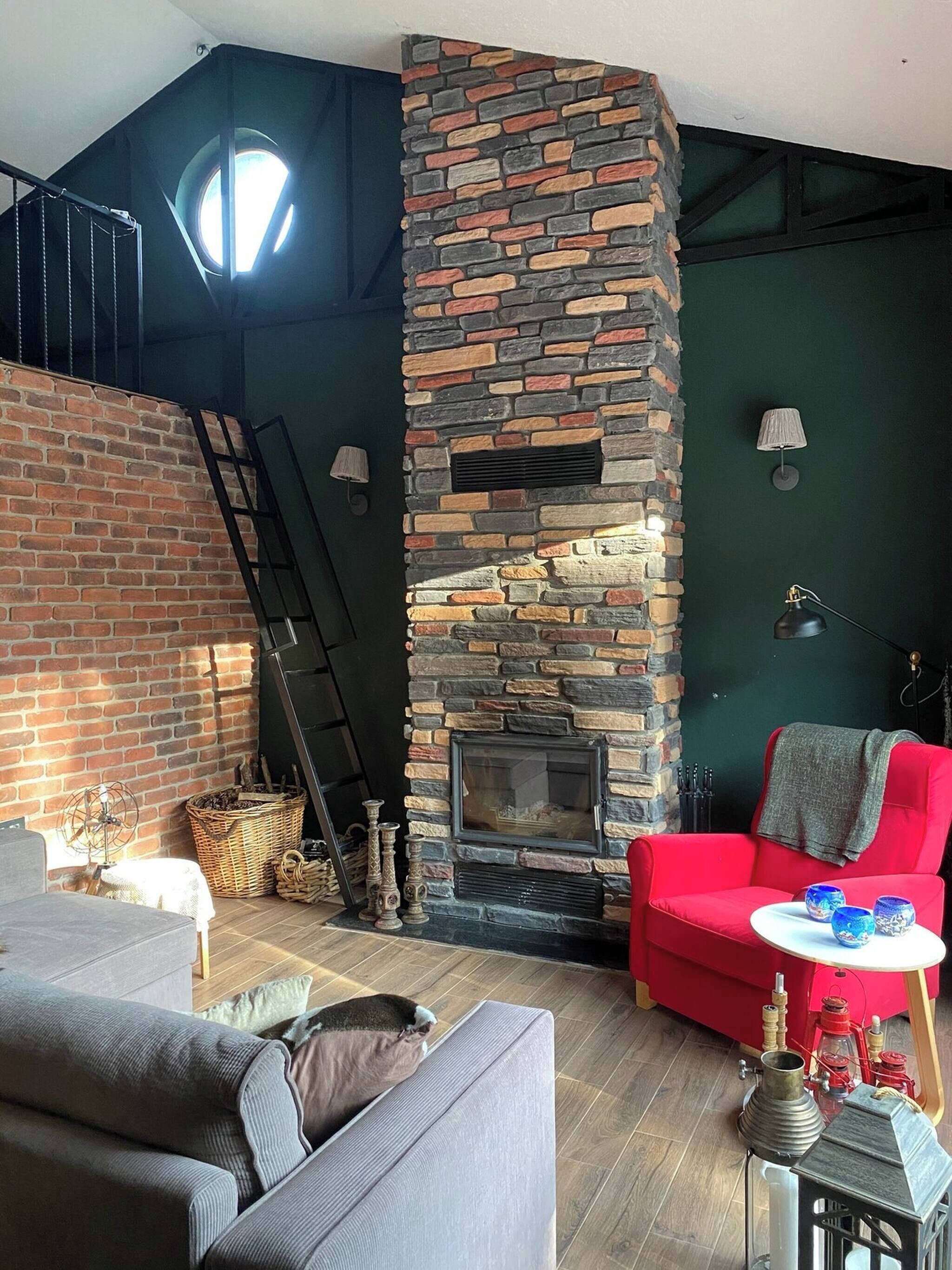 Chalet, 3 chambres, balcon | Coin séjour