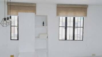 1 chambre, fer et planche à repasser, Wi-Fi gratuit, draps fournis