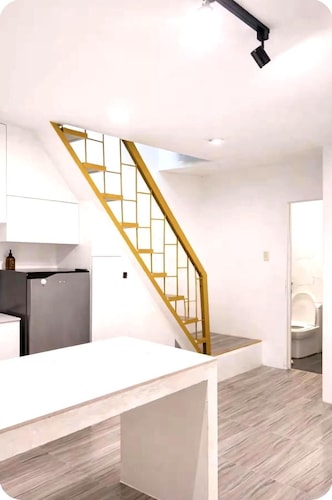 Cozy 1BR Townhome w/ AC in Quiet General Santos