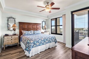 3 bedrooms, free WiFi, bed sheets - Enjoy the best of Destin at the Harbor Lookout by Rockstar Retreats! (Destin)