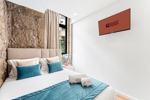 1 chambre, fer et planche à repasser, accès Internet, draps fournis