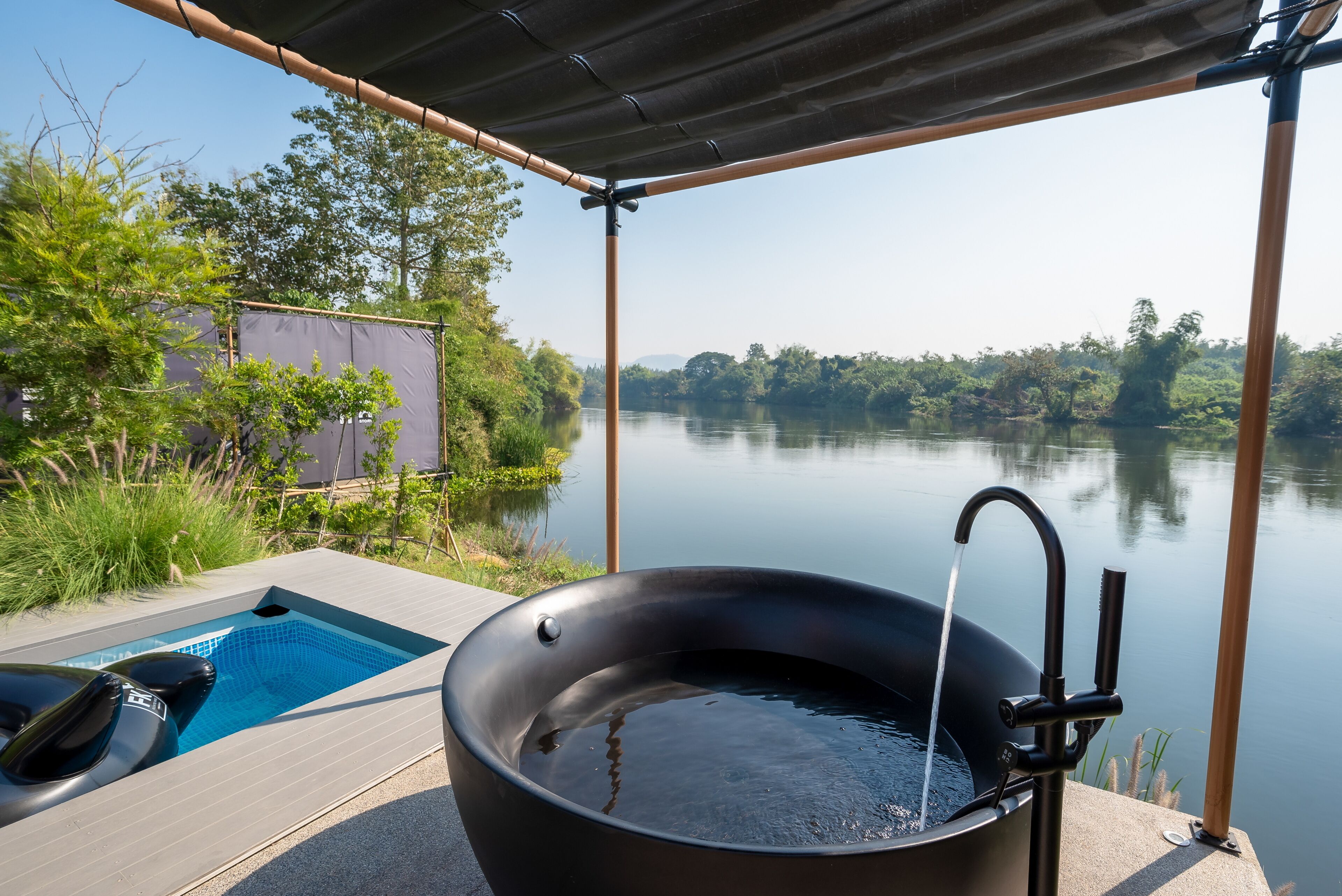 Villa Deluxe, piscine privée, vue fleuve | Baignoire relaxante profonde
