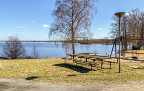 Outdoor dining - Lovely home in Tingsryd with WiFi (Tingsryd)