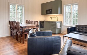 Interior - Cozy home in Holsbybrunn with WiFi (Holsbybrunn)