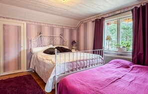 2 bedrooms, free WiFi