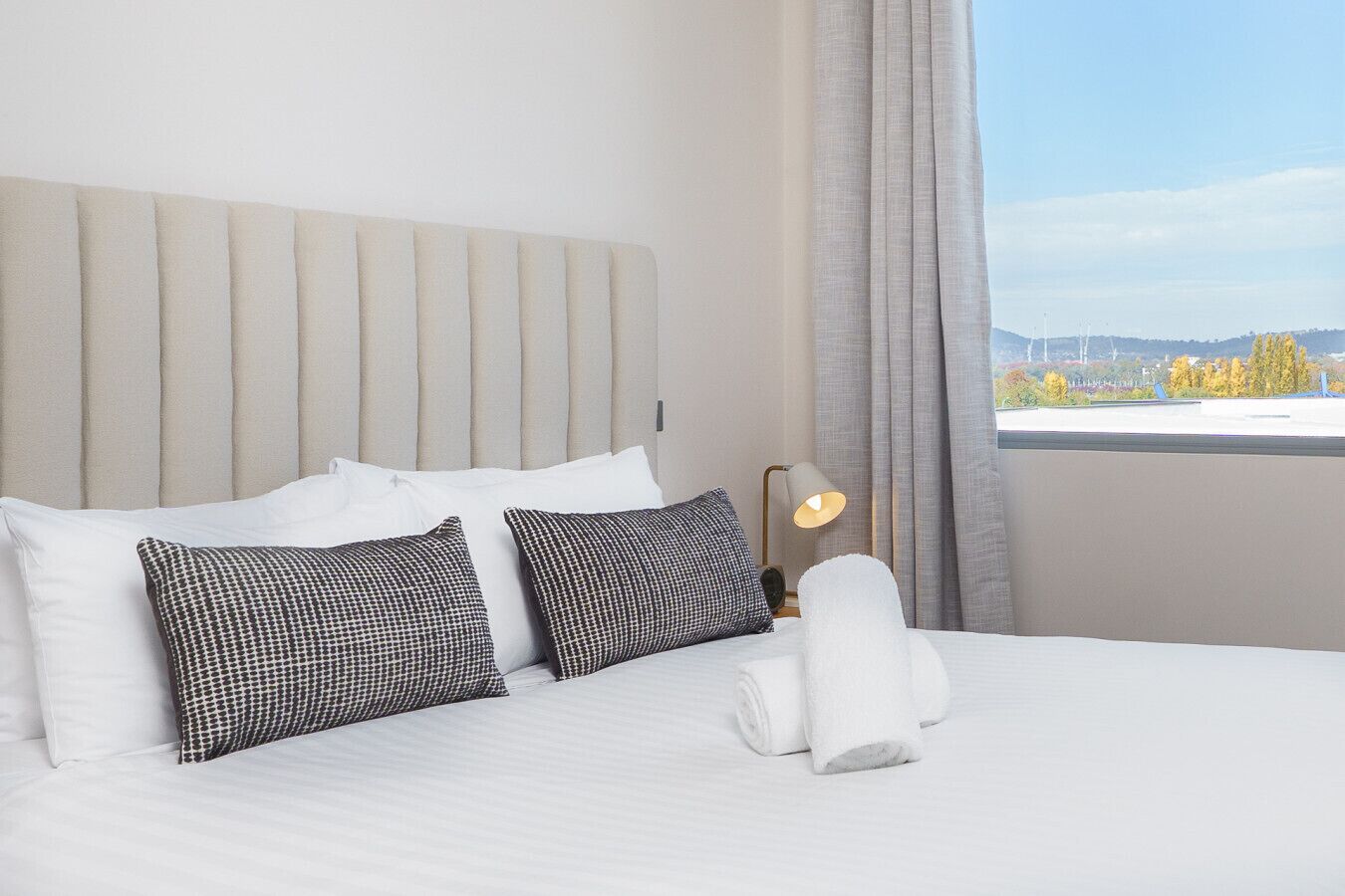 1 habitación, tabla de planchar con plancha, wifi gratis y ropa de cama 