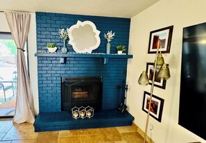 Interior - Cozy 2-bedroom condo in majestic Sedona with AC and Pickleball, Pool, & Hot Tub (Sedona)