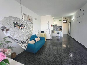 Interior - RenTenerife El Romantico (Galletas, Las)