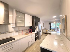 Private kitchen - RenTenerife EspebelBeach (Medano, El)