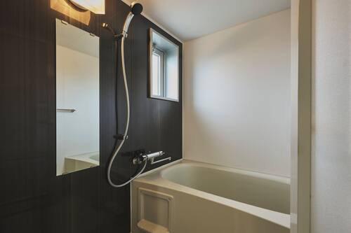 Double Room | Bathroom | Separate tub and shower, hair dryer, towels, shampoo